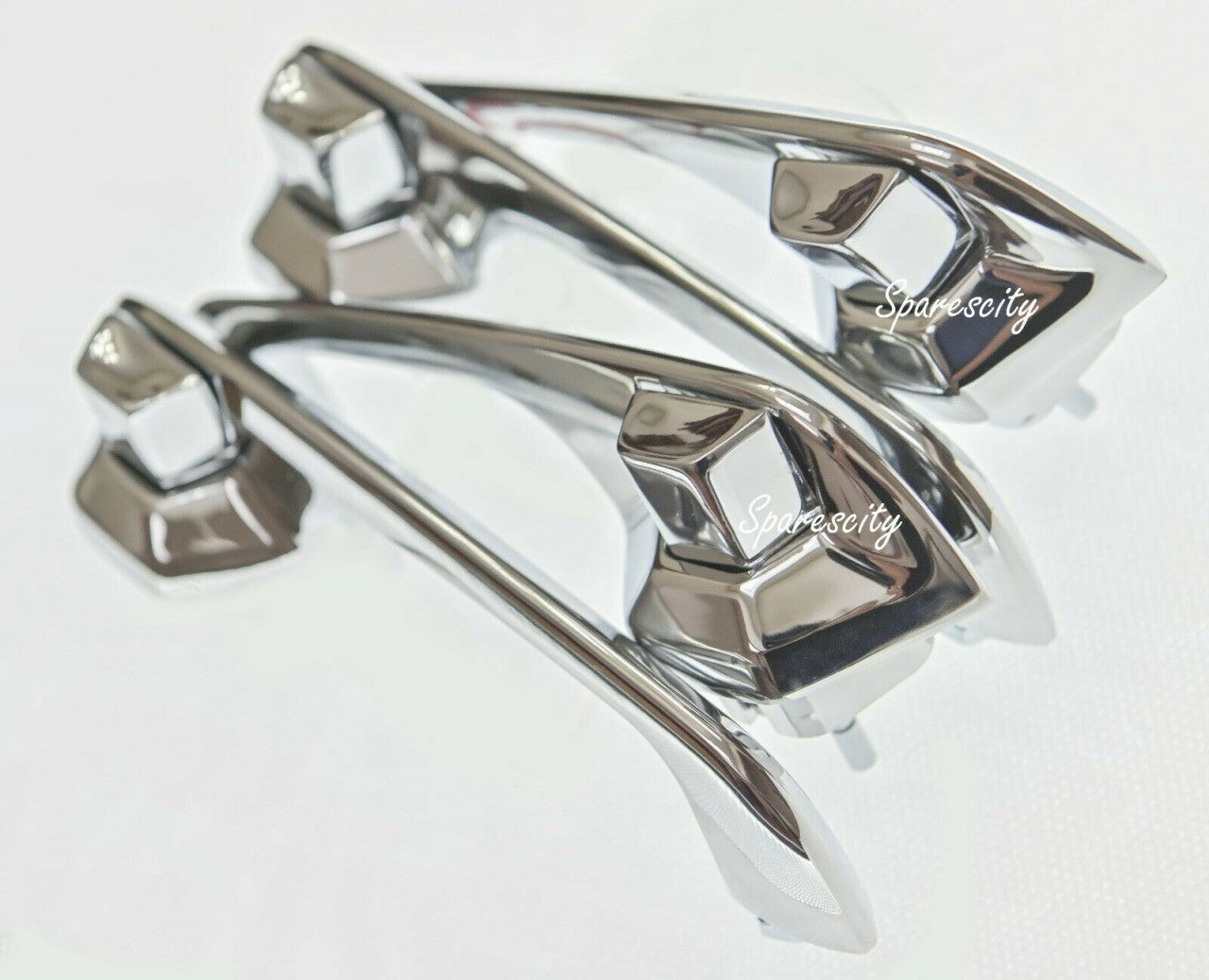 HOLDEN HD HR HK HT HG OUTER CHROME DOOR HANDLE SET 4 SEDAN WAGON UTE M