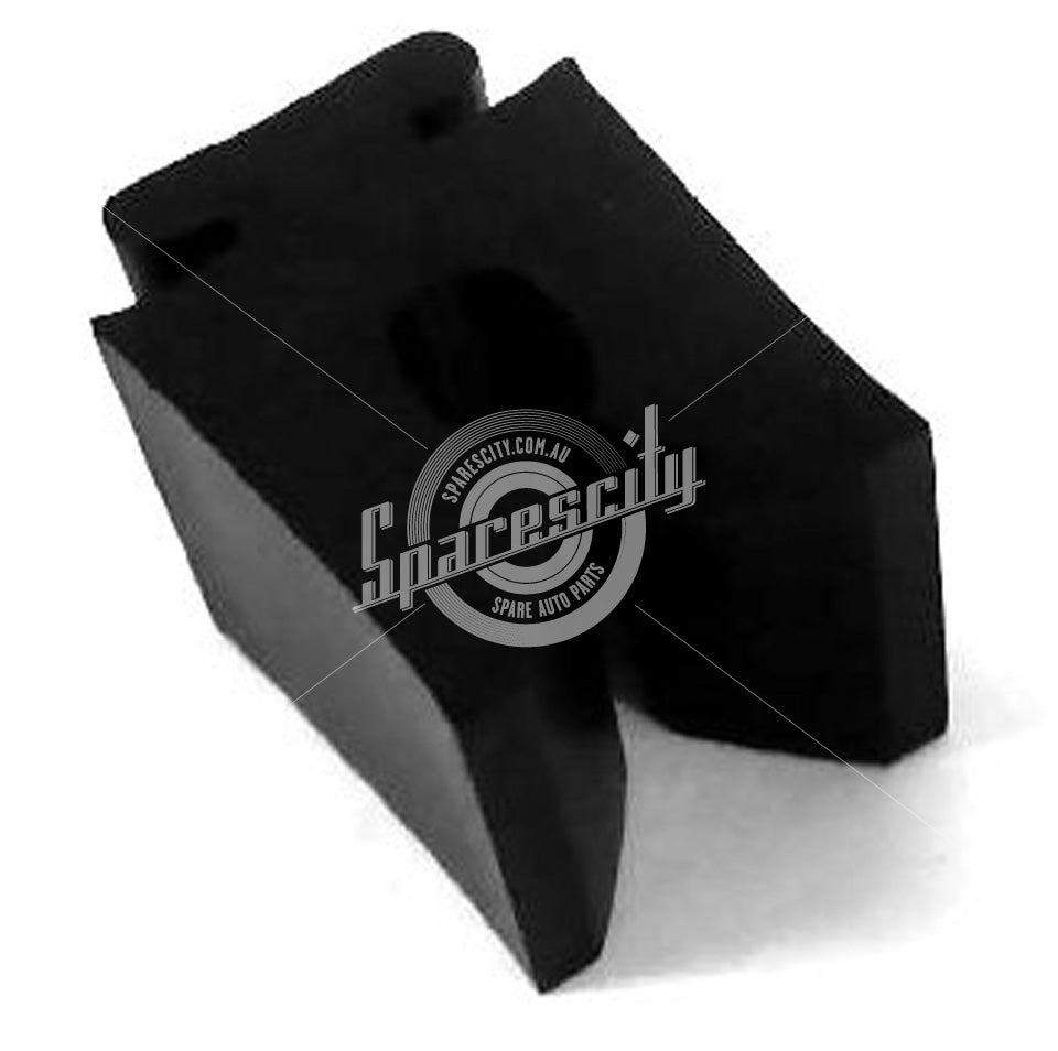 HOLDEN COMMODORE BONNET ROD HOLD RUBBER VB VC VH VK NOS 