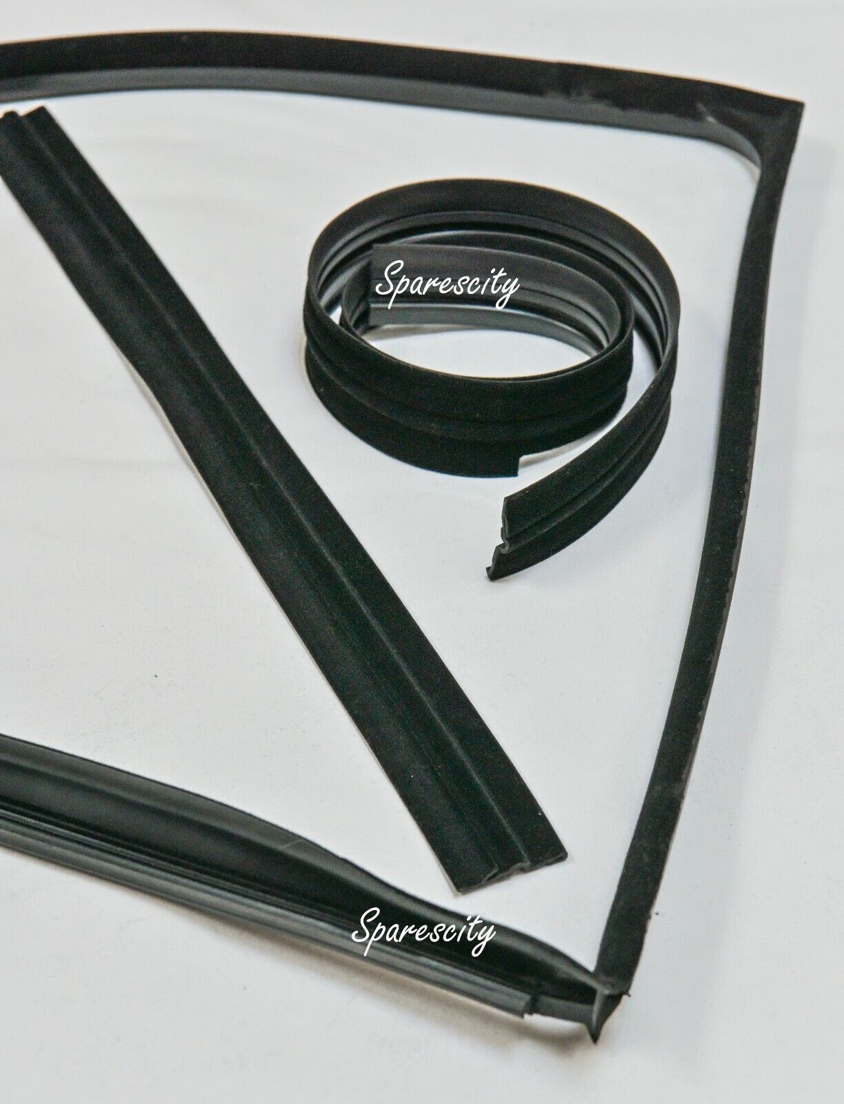 Holden Commodore Window Bailey Channel REAR RIGHT VN VP VR VS Sedan Wagon glass