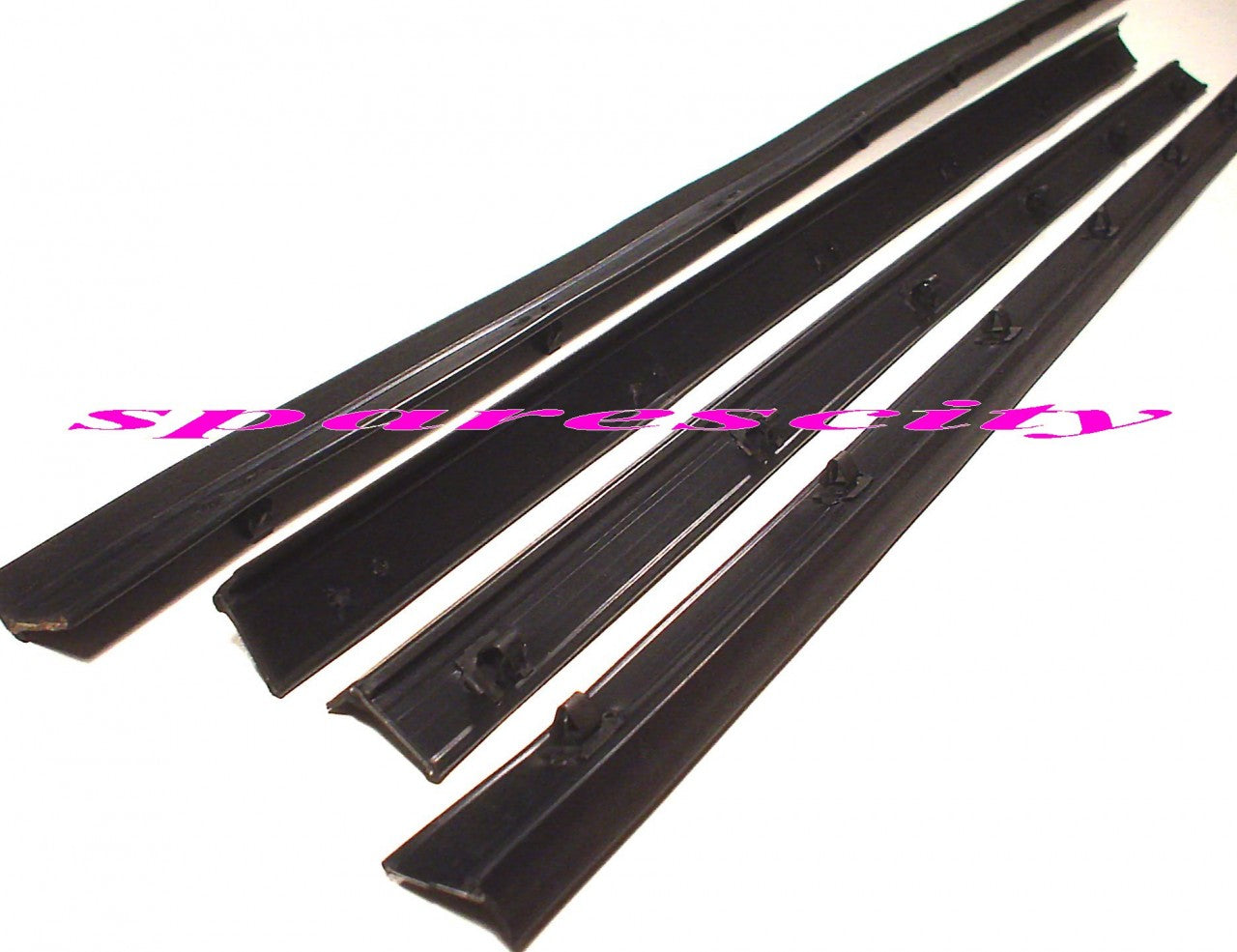 HOLDEN DOOR BELT WEATHER SEAL RUBBER OUTER for HQ HJ HX HZ WB sedan